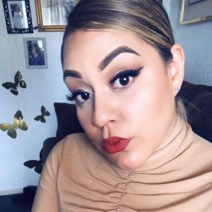 Meet your Posher, Tonantzin